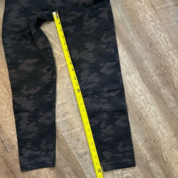 SPANX Womens Look At Me Now Leggings High Waisted Camo Grey Size XL - Picture 5 of 6